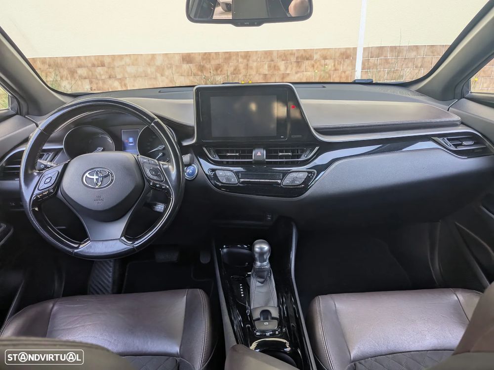 Toyota C-HR 1.8 HSD Exclusive+P.Luxury - 9