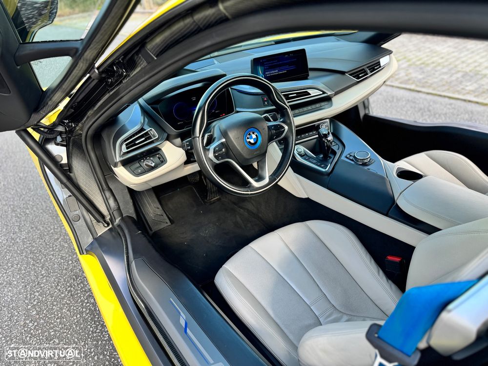 BMW i8 - 9