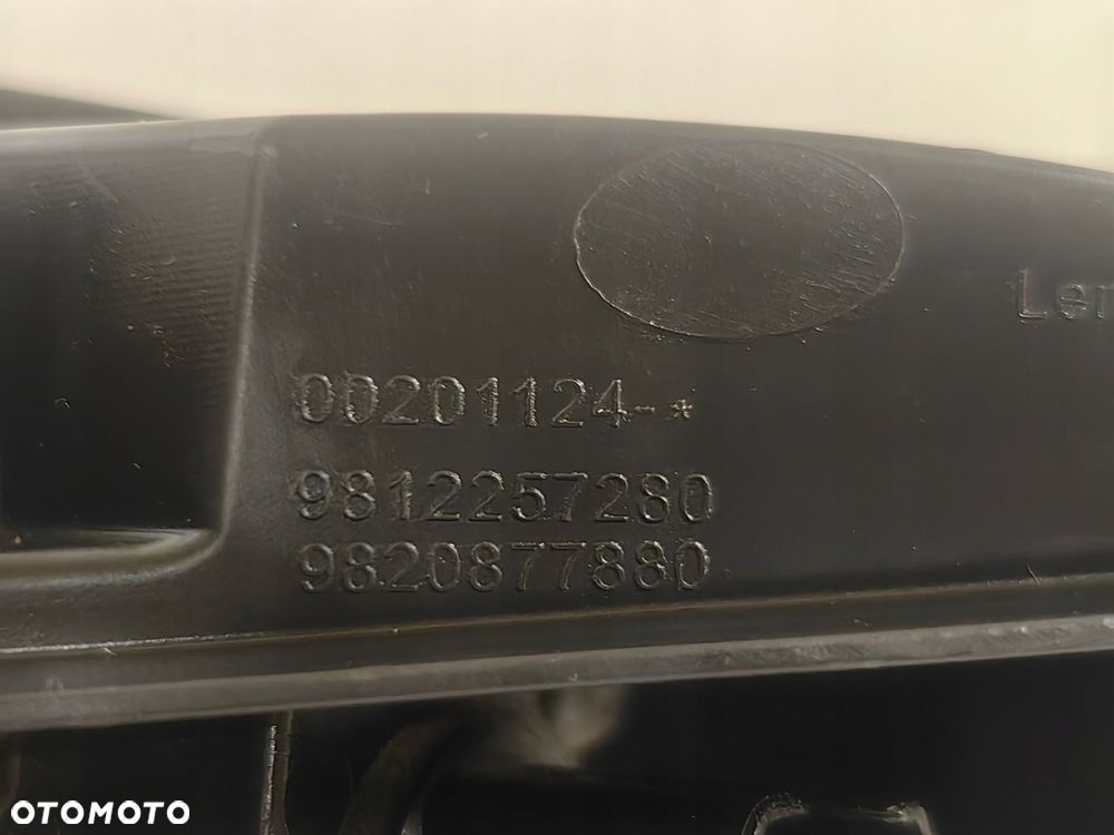 CITROEN C3 III LAMPA LED PRAWA HALOGEN 9812257280 - 6