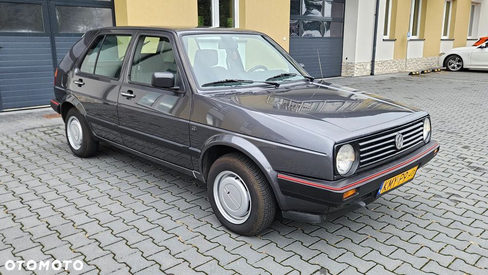 Volkswagen Golf 1.6 GL D - 5