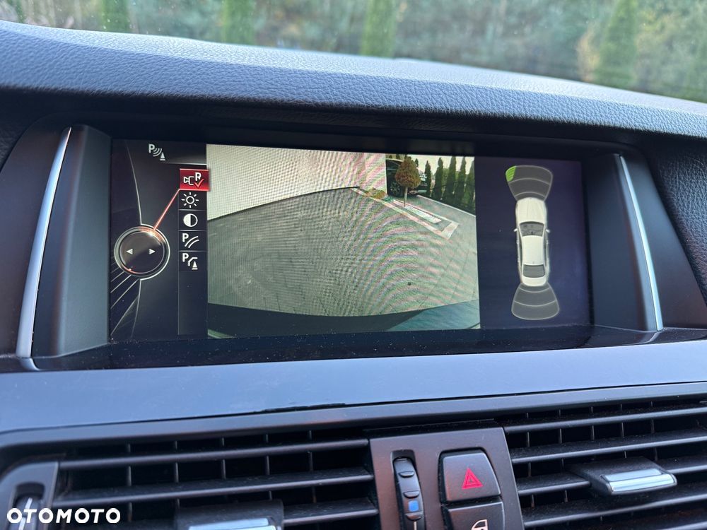 BMW Seria 5 535i xDrive Sport-Aut Luxury Line - 19