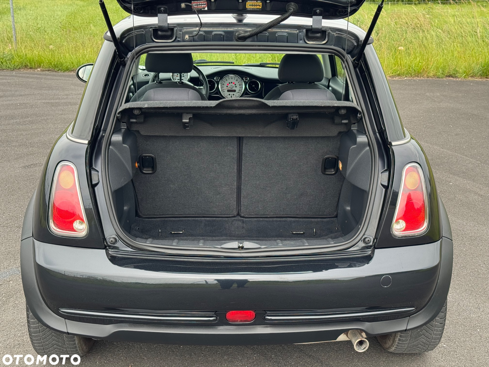 MINI ONE Seven - 16