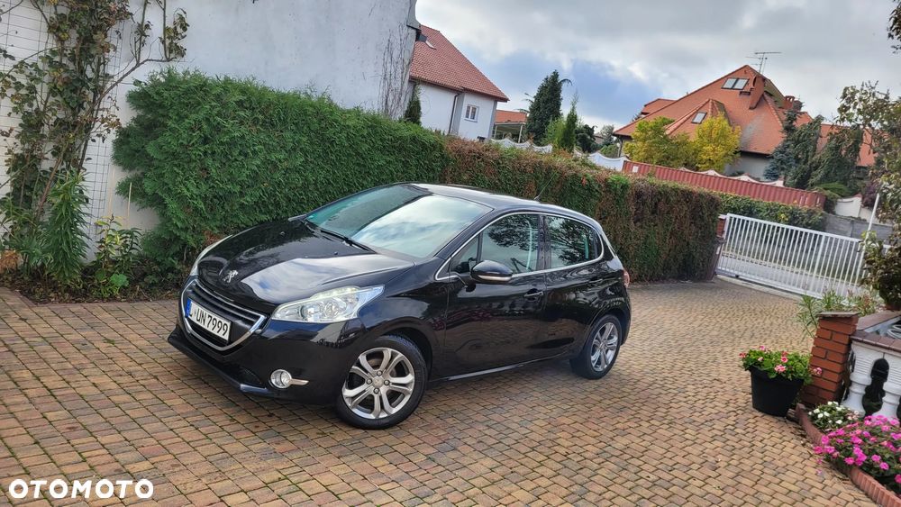 Peugeot 208 120 VTI Automatik Allure - 7