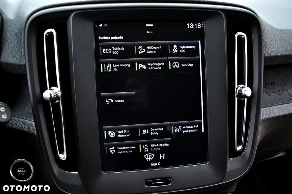 Volvo XC 40 T3 Momentum Pro - 30