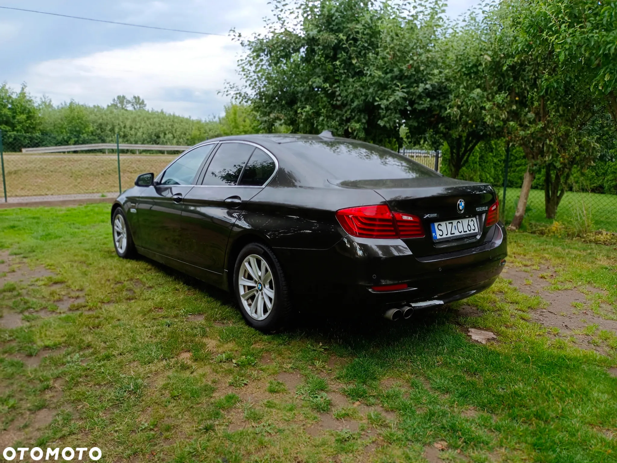 BMW Seria 5 528i xDrive Luxury Line - 8