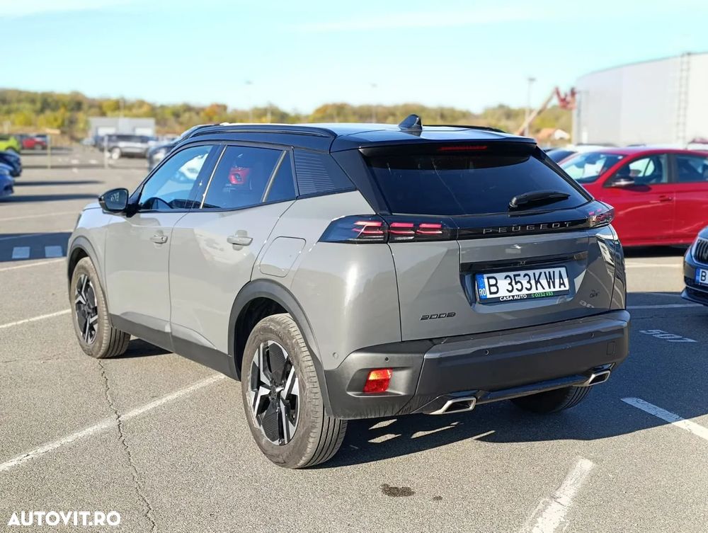 Peugeot 2008 1.2 L PureTech STT EAT8 GT Line - 7