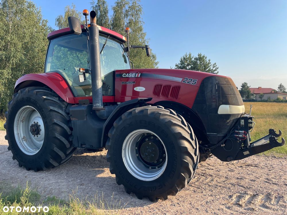 Case IH Magnum 225 - 3