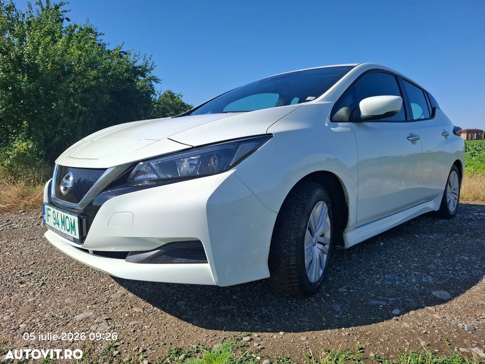 Nissan LEAF N-Connecta - 12