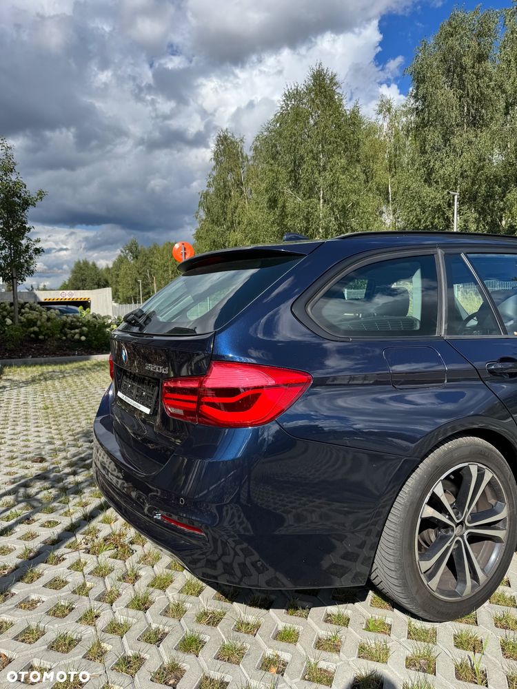 BMW Seria 3 320d Advantage - 16
