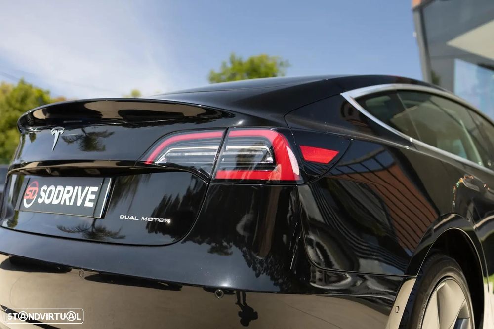 Tesla Model 3 Long-Range Dual Motor AWD - 19