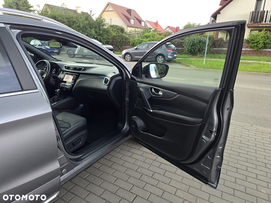 Nissan Qashqai 1.3 DIG-T Tekna+ DCT - 40