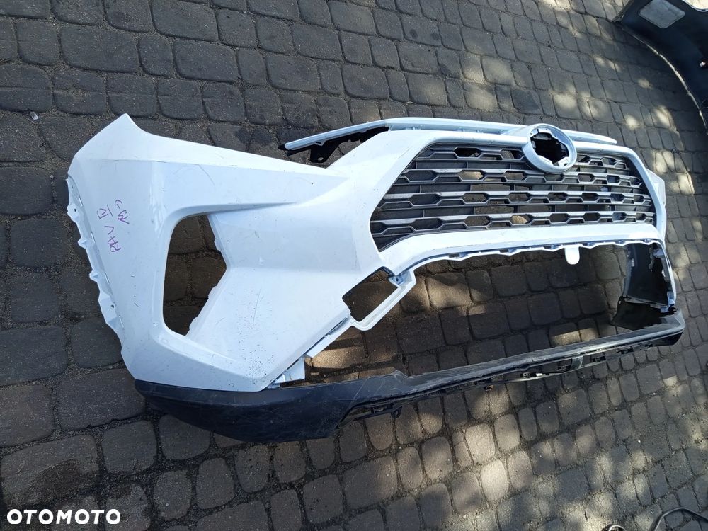 ZDERZAK PRZEDNI TOYOTA RAV4 IV 19- - 3