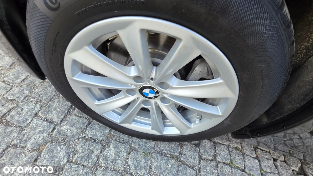 BMW Seria 5 528i Sport-Aut Luxury Line - 18