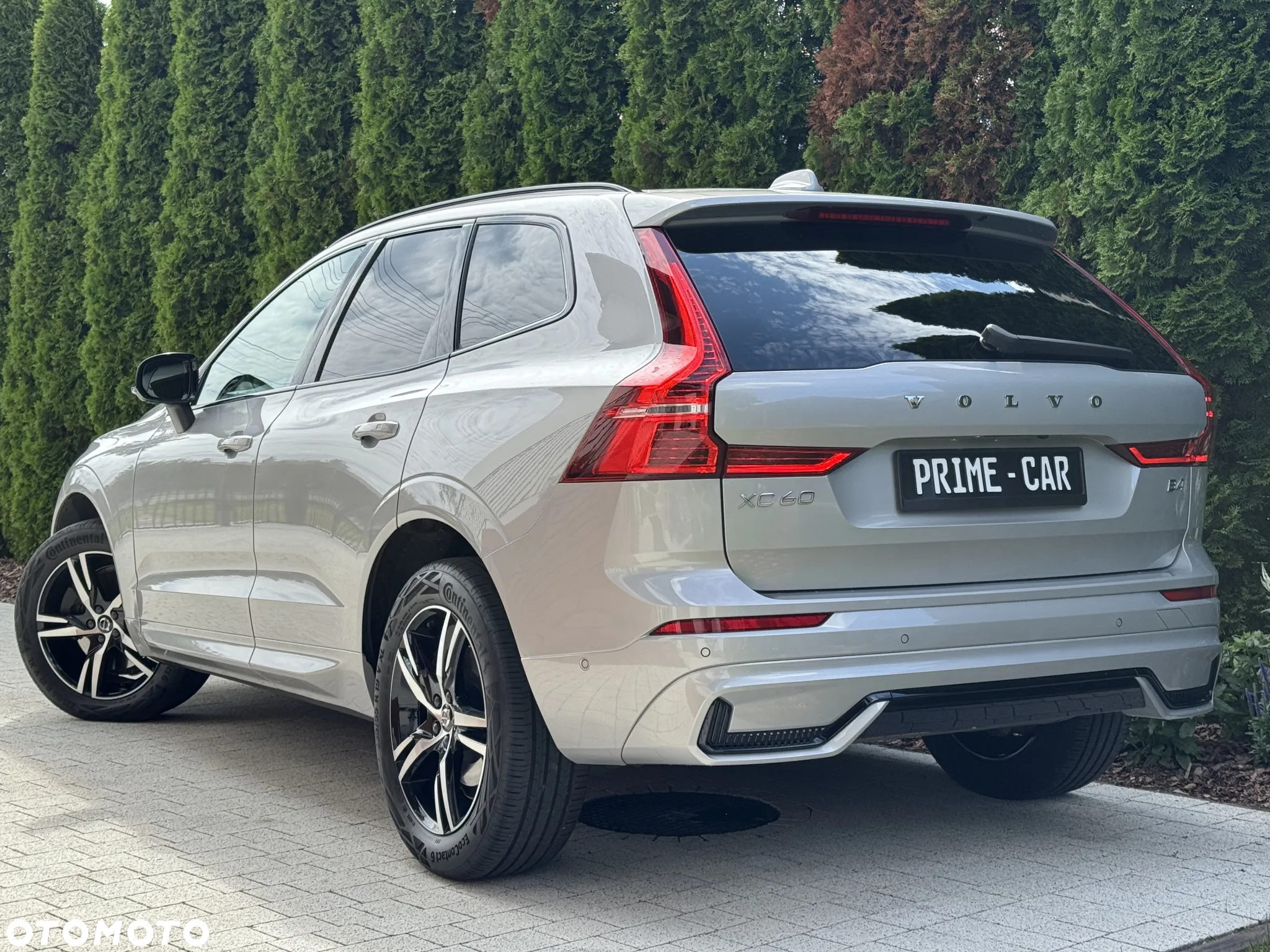 Volvo XC 60 B4 D Plus Dark - 6