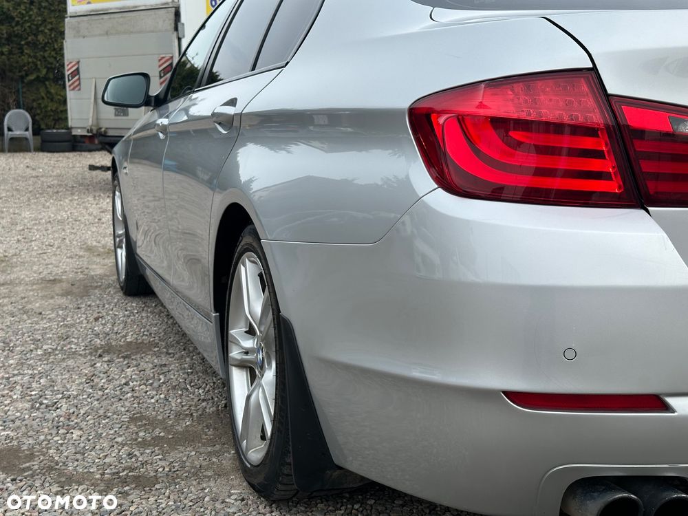 BMW Seria 5 520d Efficient Dynamics Edition - 12