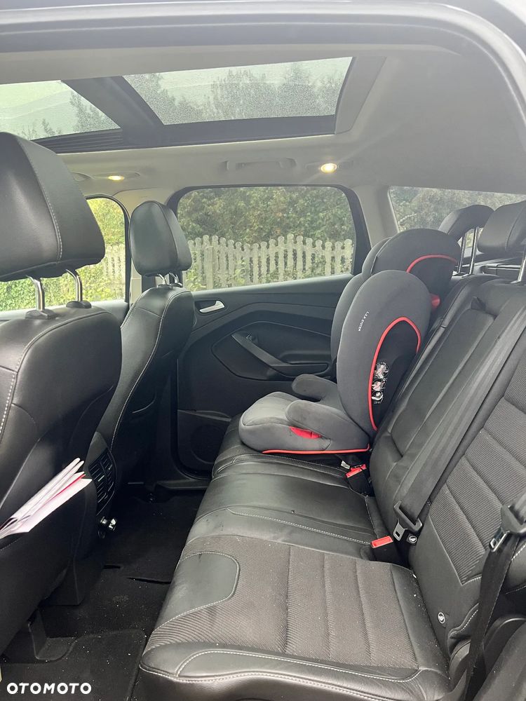 Ford Kuga 2.0 TDCi 4x4 Titanium - 7