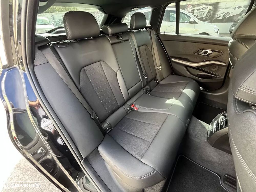 BMW 320 d Pack M Auto - 36