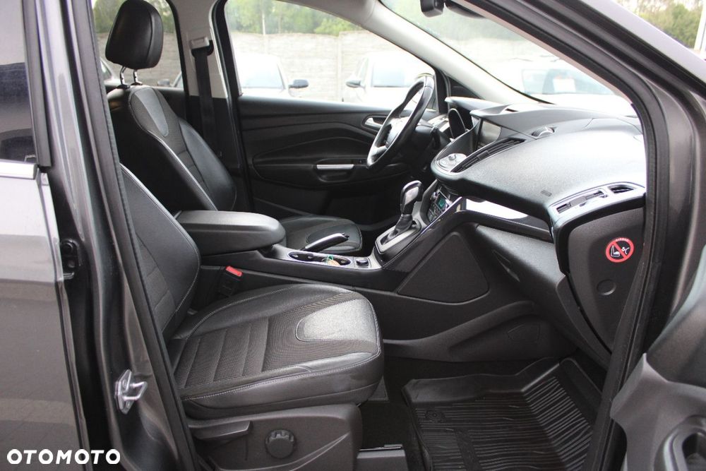 Ford Kuga - 27