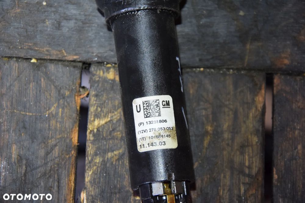 Opel Astra J Krzyżak kolumny kierowniczej 13251806 - 2