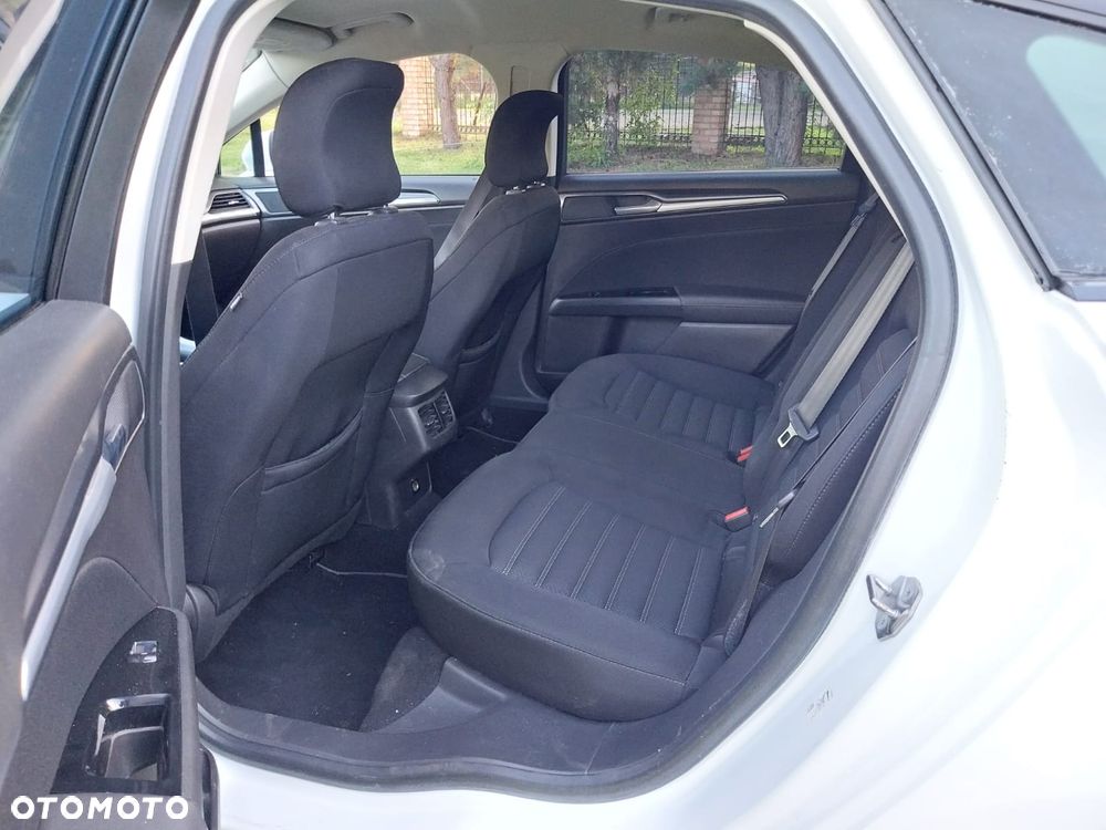 Ford Mondeo 1.5 TDCi ECOnetic Start-Stopp Titanium - 19