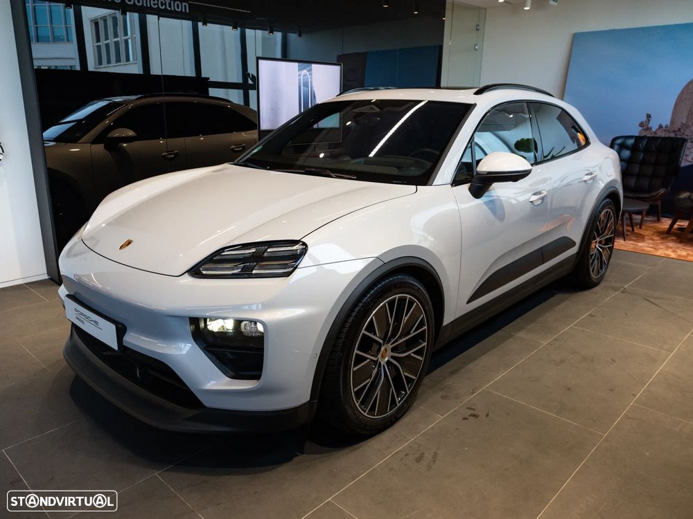Porsche Macan Electric 4S - 3