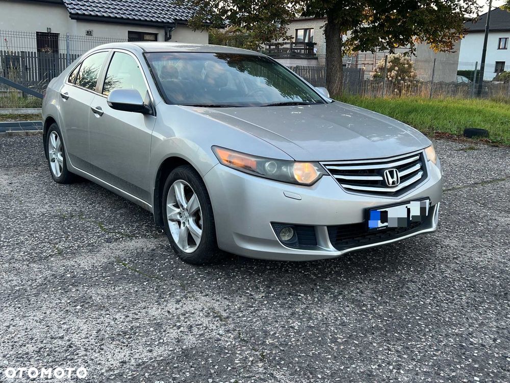 Honda Accord - 1