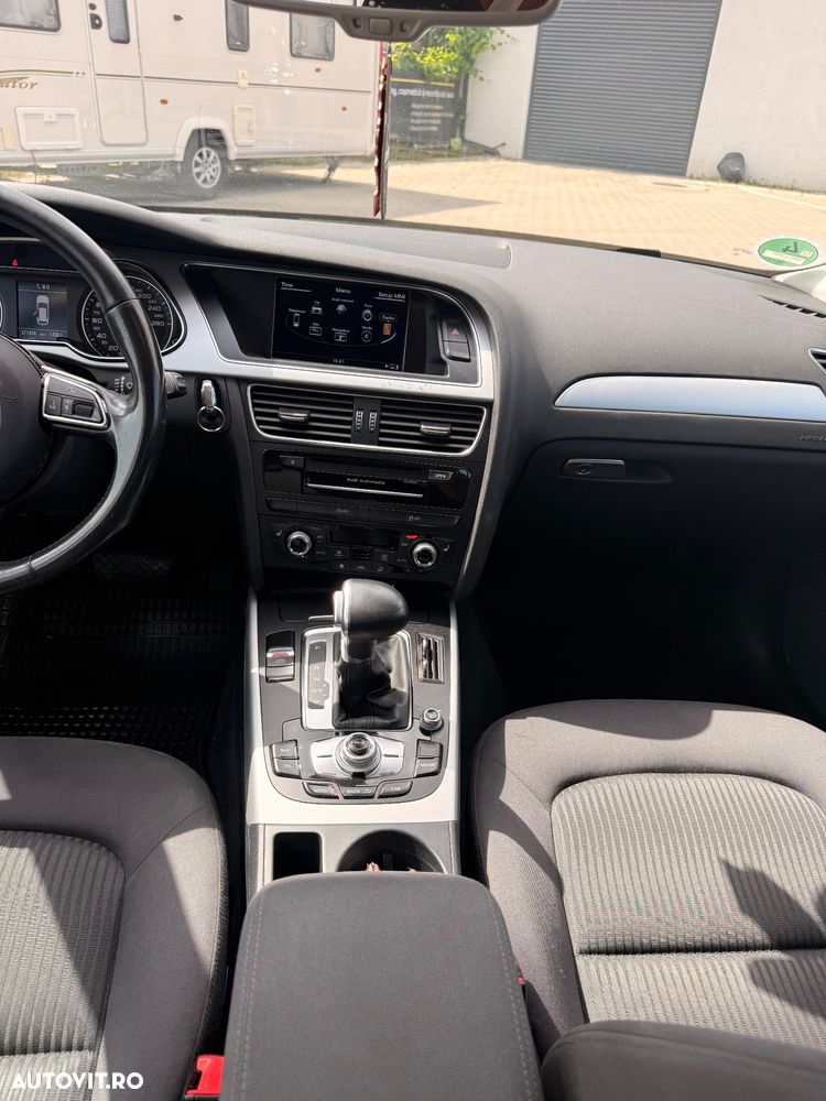 Audi A4 Limuzina 2.0 TDI DPF multitronic Attraction - 11