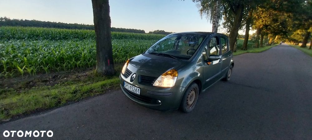 Renault Modus - 10