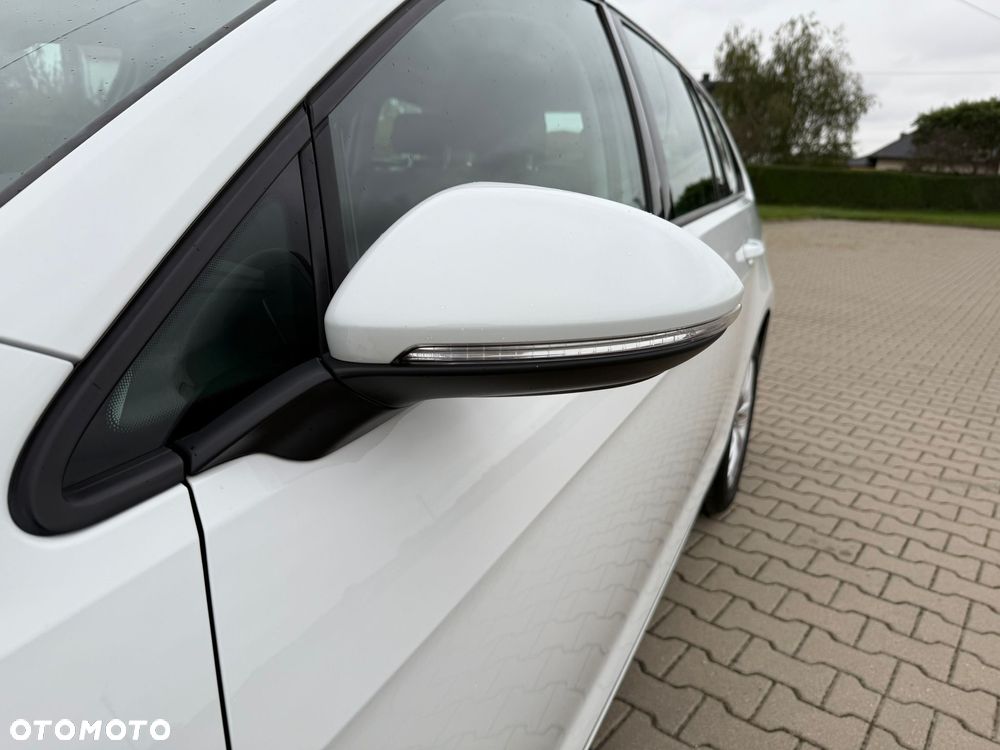 Volkswagen Golf 1.6 TDI BlueMotion Technology Trendline - 22