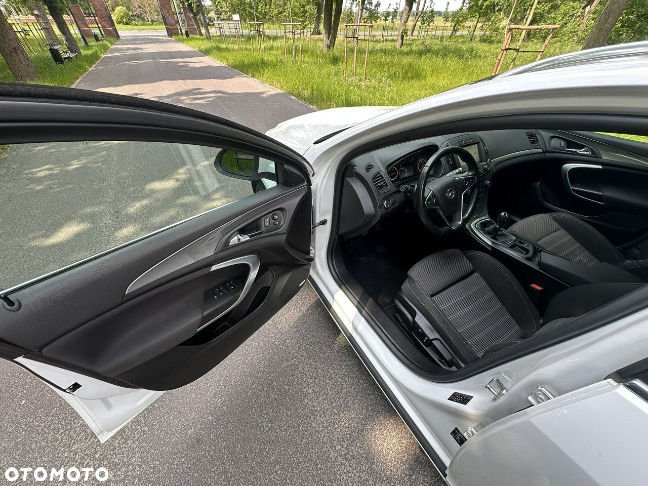 Opel Insignia - 16