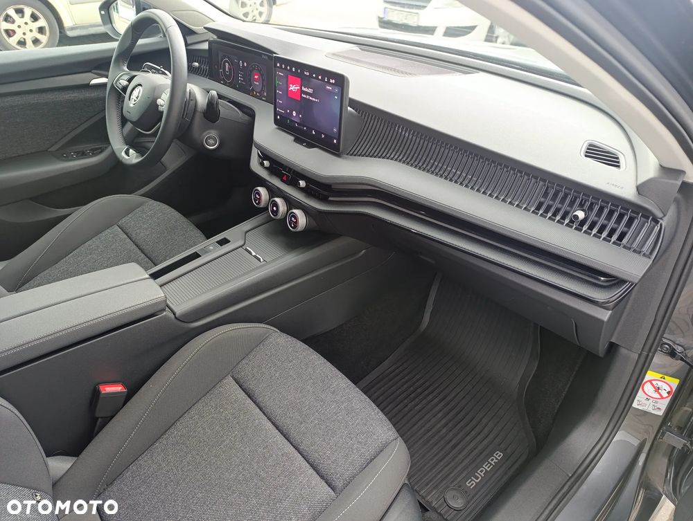 Skoda Superb 1.5 TSI mHEV Essence DSG - 14