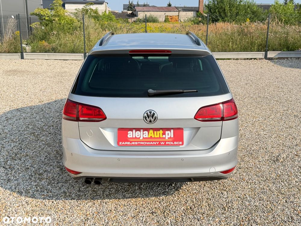 Volkswagen Golf 1.4 TSI BMT Comfortline - 12