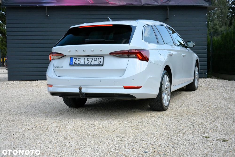 Skoda Octavia 2.0 TDI SCR Style DSG - 9