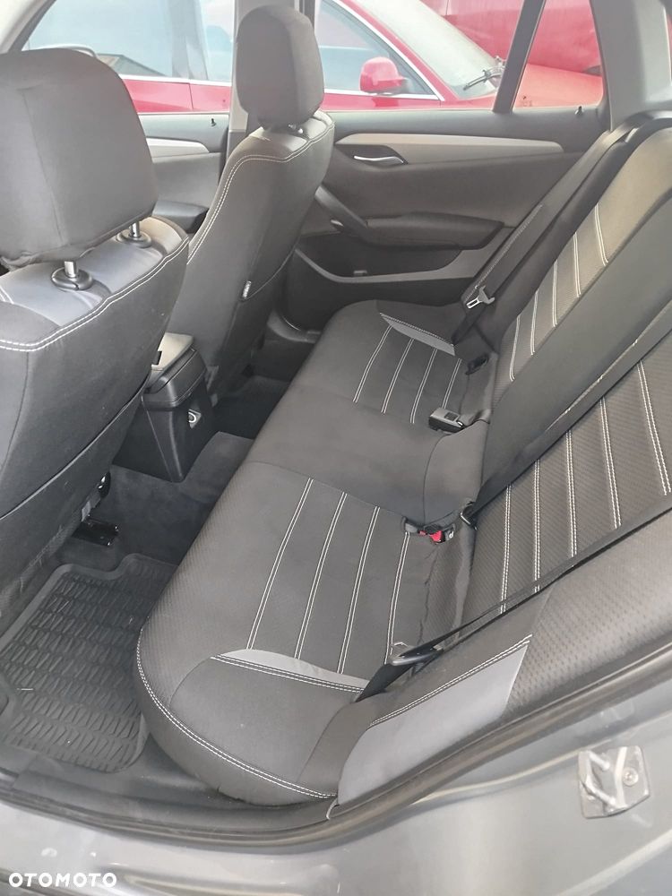 BMW X1 sDrive18d - 6