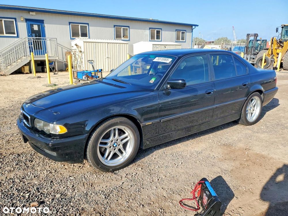 BMW Seria 7 740i - 3