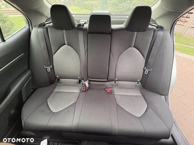 Toyota Camry 2.5 Hybrid Comfort CVT - 11