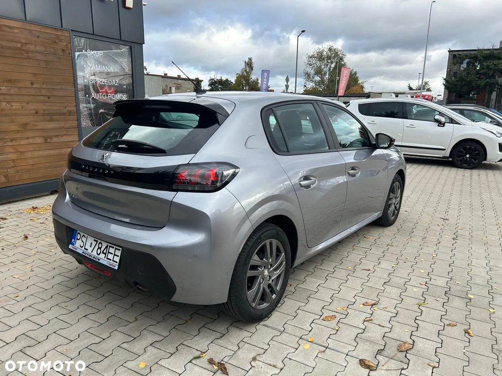 Peugeot 208 ver-1-2-puretech-style-s-s - 5