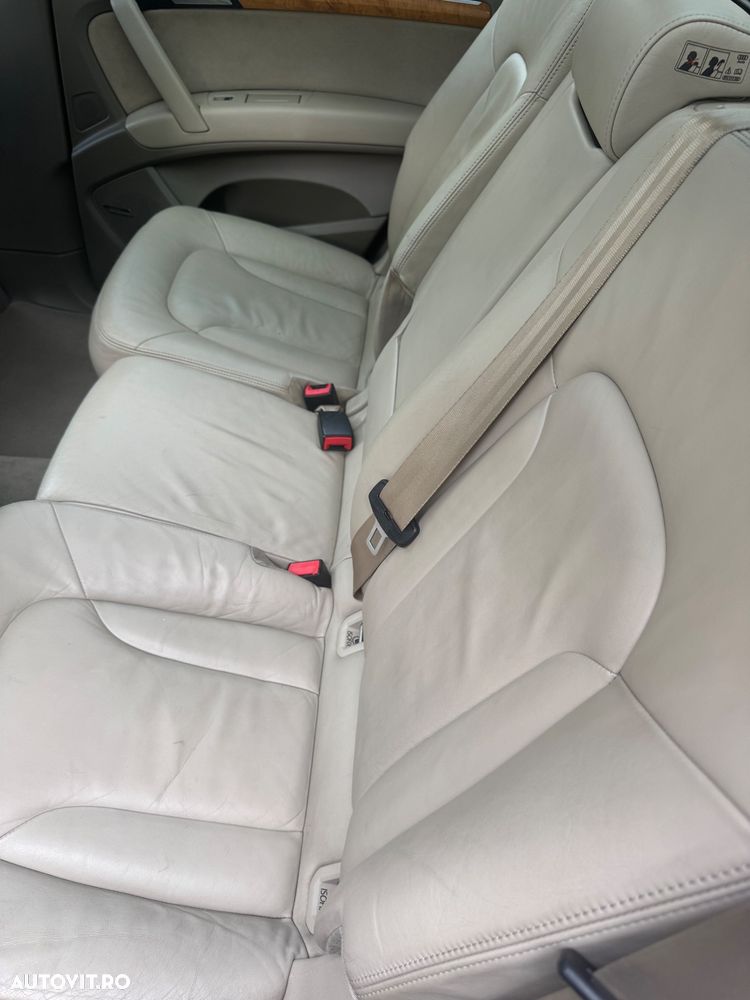 Audi Q7 - 16
