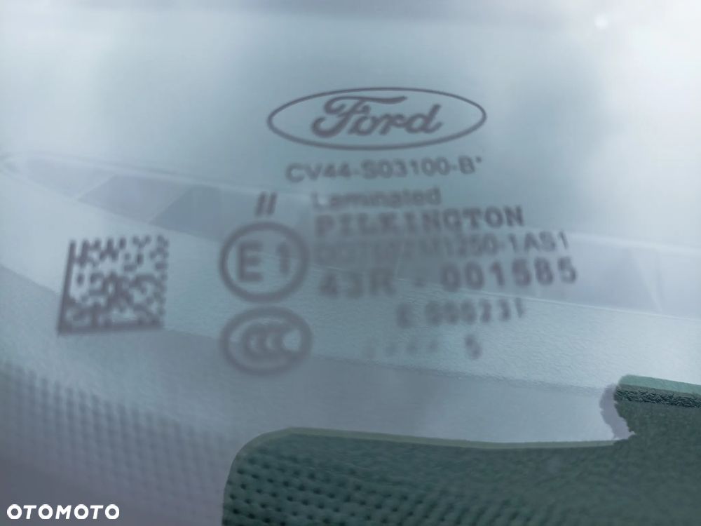 Ford Kuga 2.0 TDCi 2x4 Titanium - 17
