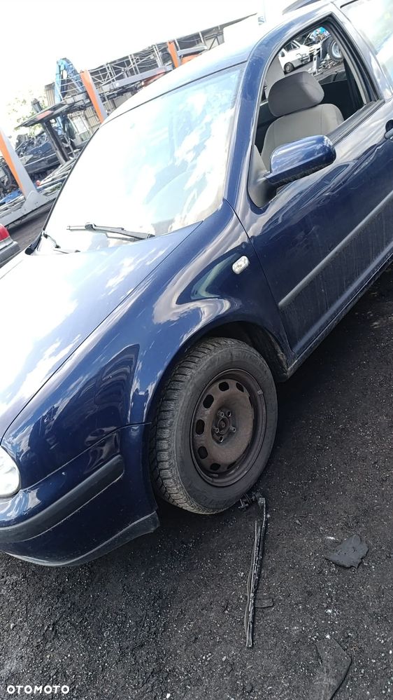 36064 VW golf IV 2003 rok 1.6 16V 105 km AUS  skrzynia ERT  lakier LB5N na części - 5