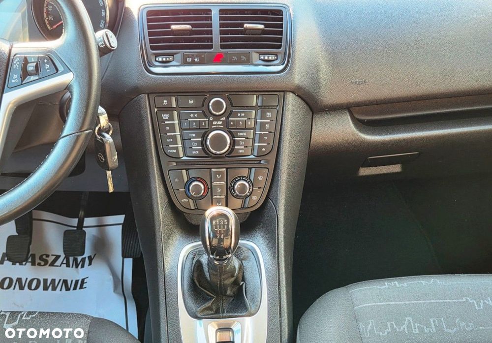 Opel Meriva - 10