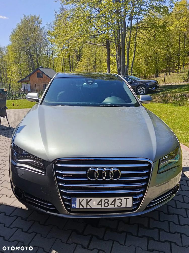 Audi A8 - 5