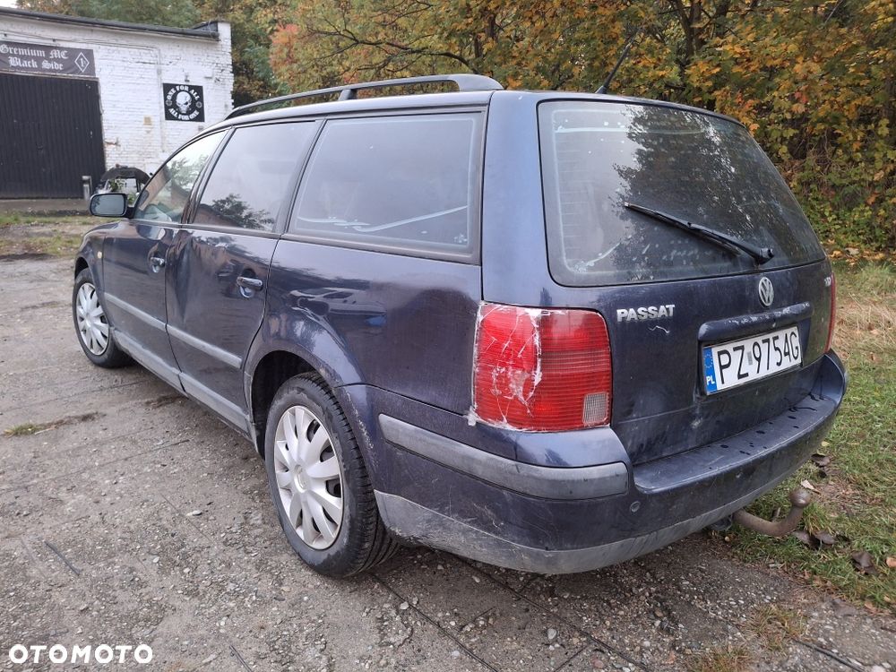 Volkswagen Passat - 4