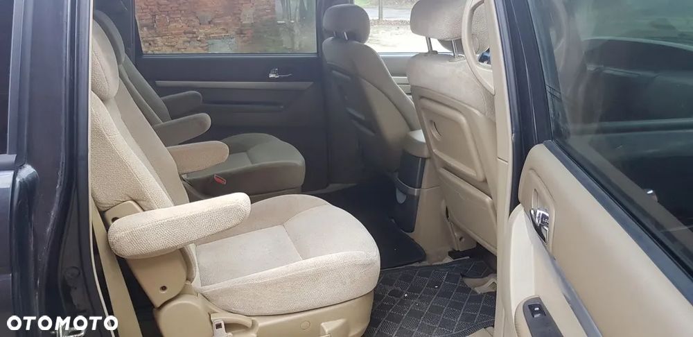 SsangYong/KGM Rodius 270 Xdi Elegance - 13