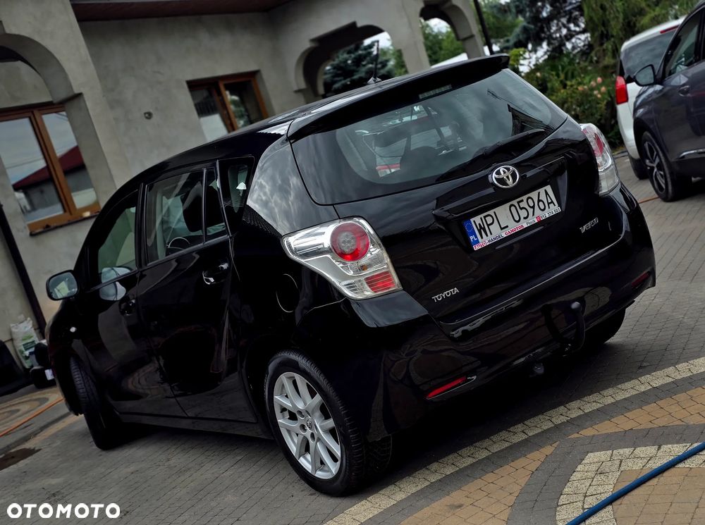Toyota Verso - 5