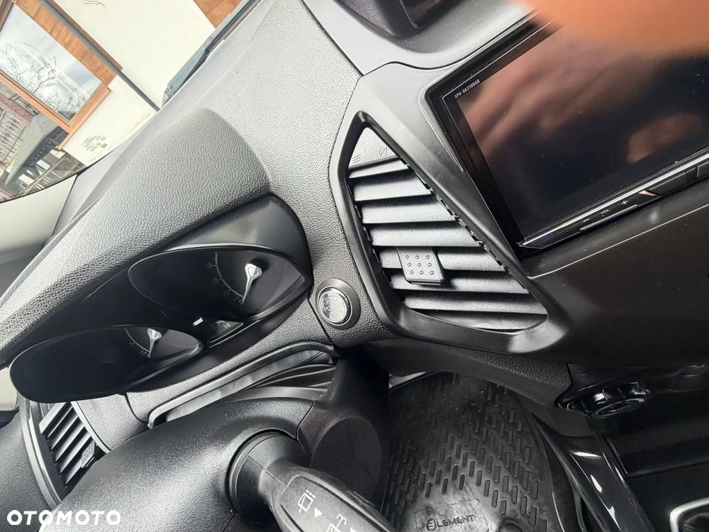 Ford EcoSport 1.0 EcoBoost TITANIUM - 17