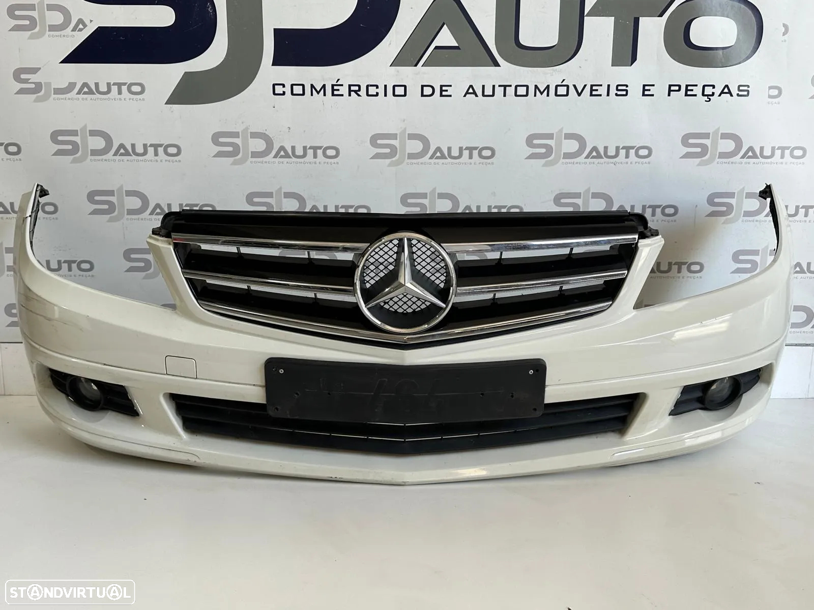 Frente Completa - Mercedes C (W204) - 3