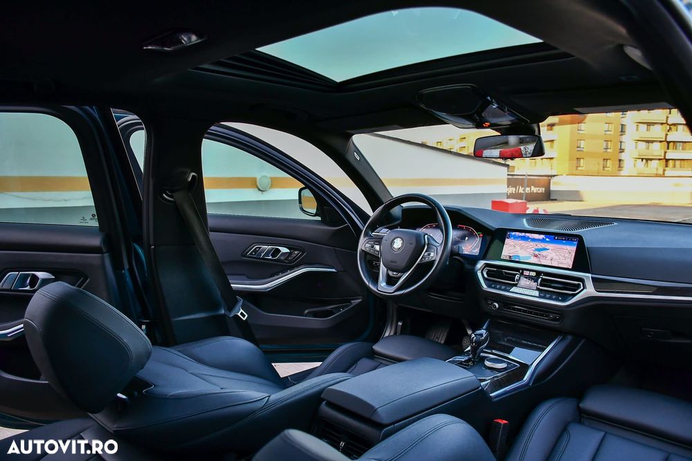 BMW Seria 3 330i xDrive AT - 15
