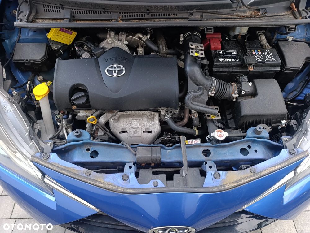 Toyota Yaris - 16