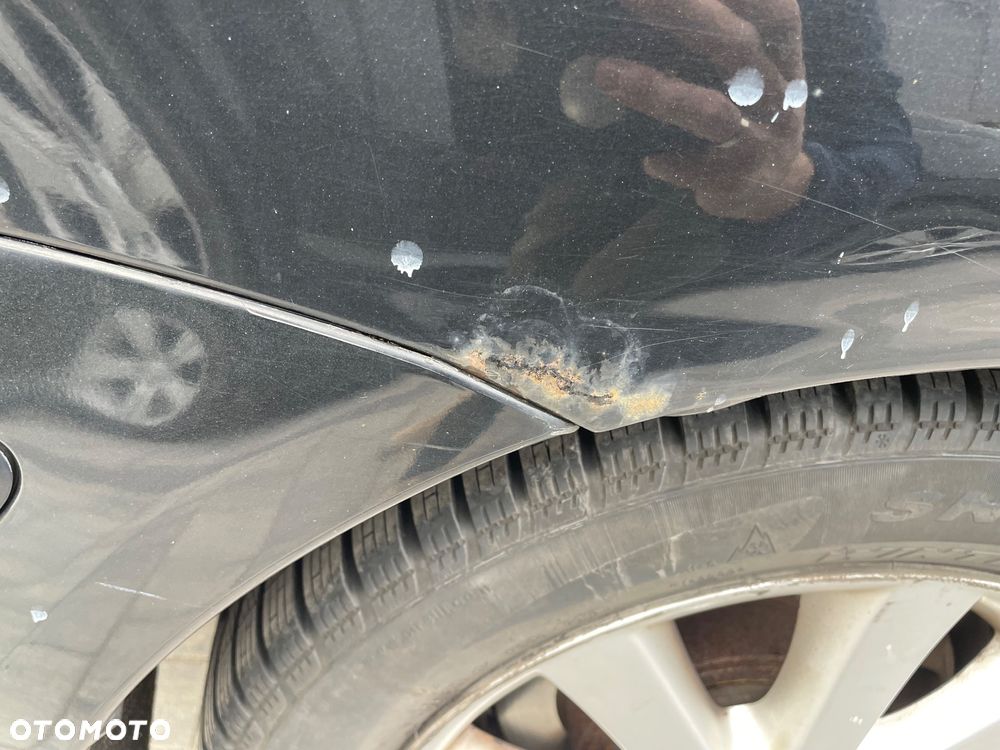 Toyota Avensis 1.8 VVT-i Sol Premium - 12